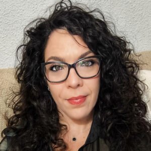 Dra. Ana Santaella García